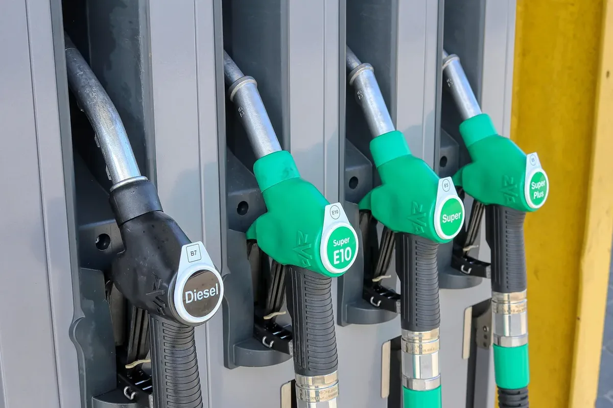 Affichage additifs carburant 2026 : nouvelle mention obligatoire pompes