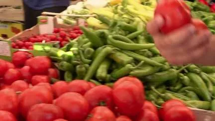 Hausse prix fruits légumes 2026 : impact aides sociales CAF RSA