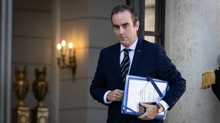 Budget 2027 France : hausse impôts, réforme retraite, arrêt maladie