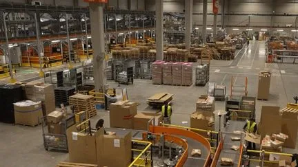 Malus ultra-fast fashion 2026 : taxe Shein, Temu, montants, impact prix