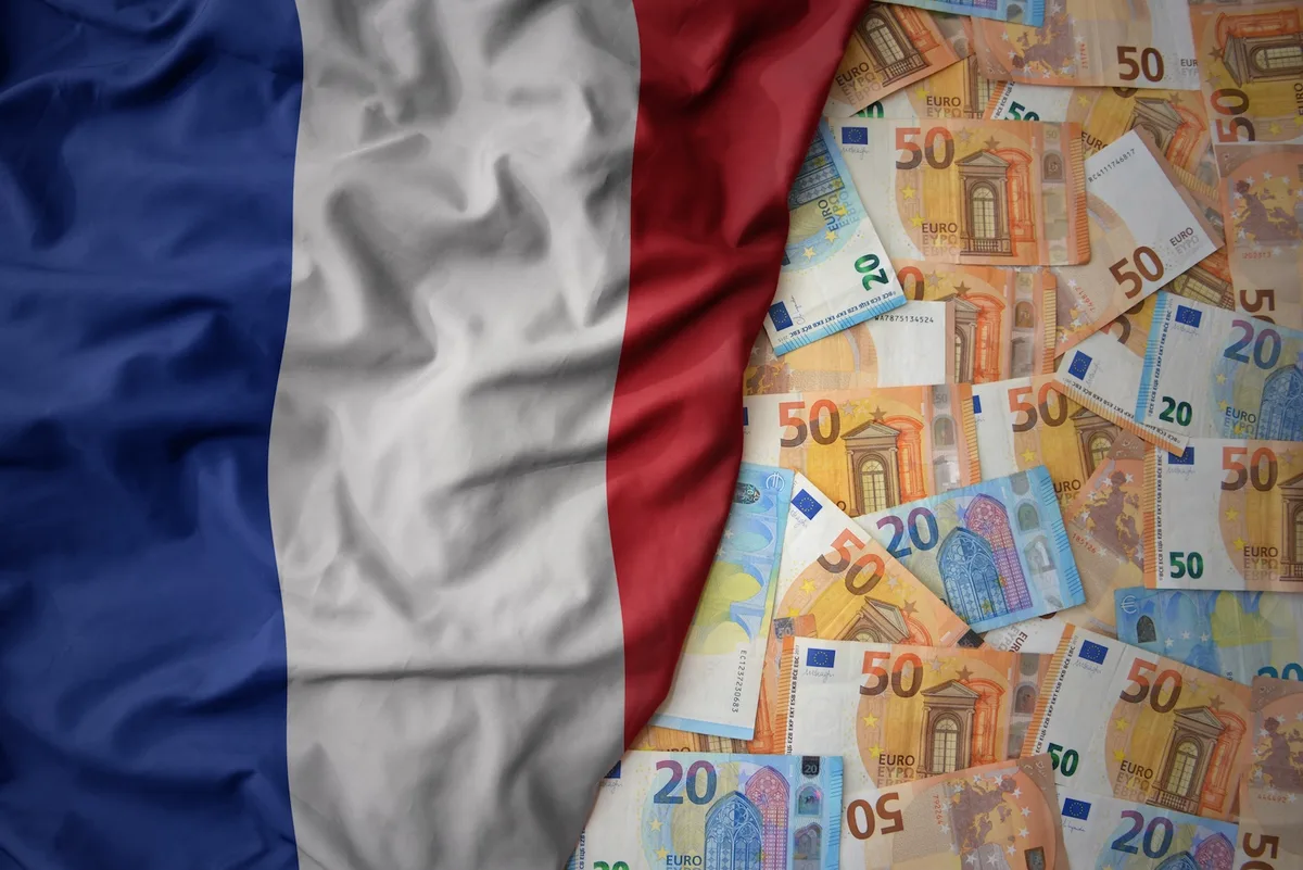 Dette française 2026 : impact sur aides sociales et retraites